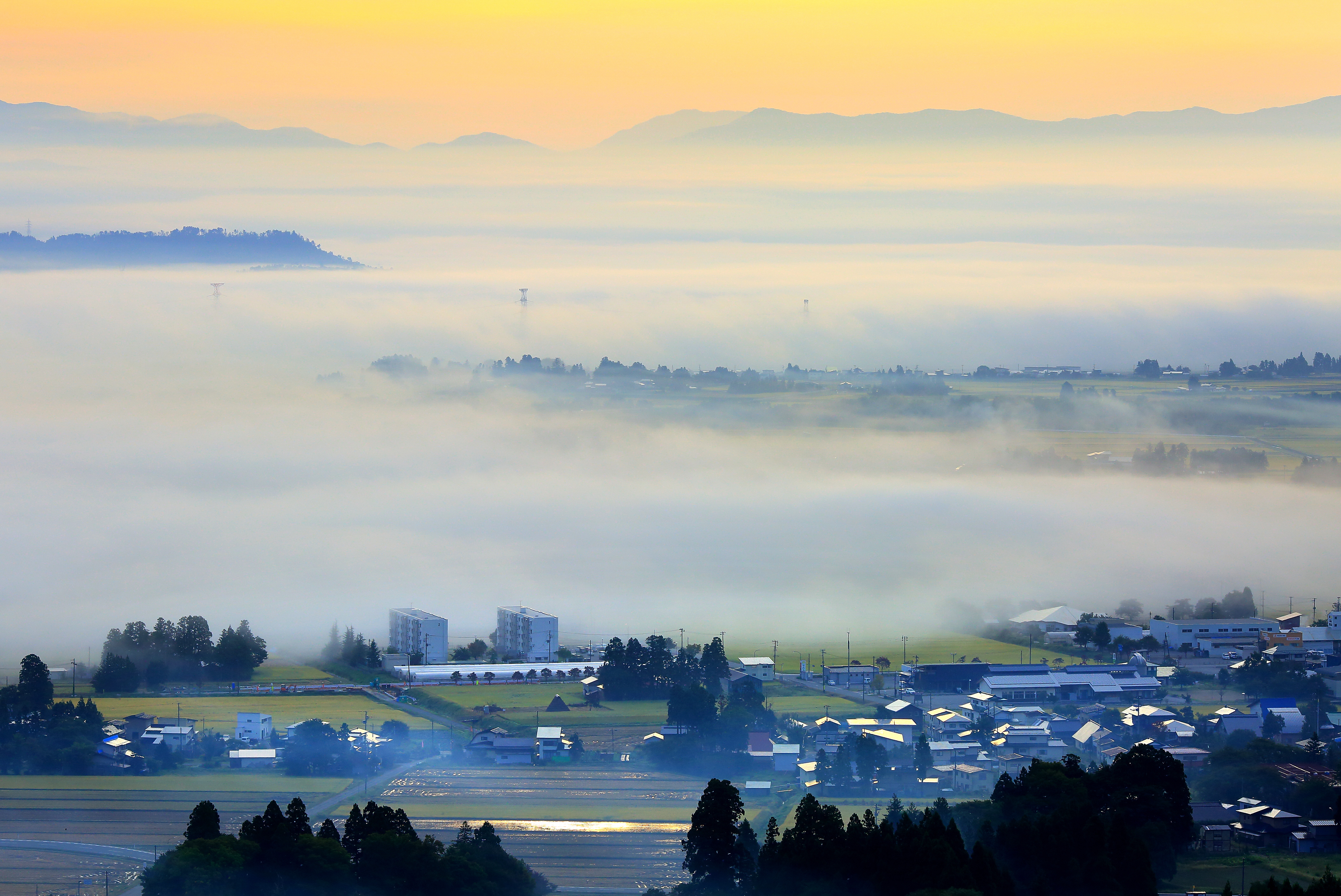 雲海の田園散居集落